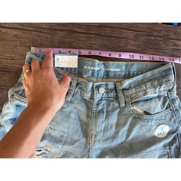 NWT New Old Navy Size 0 Regular Boyfriend denim Distressed shorts - Picture 8 of 9